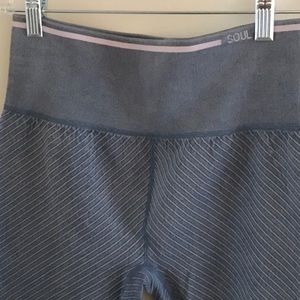 Nux Soul Cycle Leggings. NWOT. Size M, Ribbed.